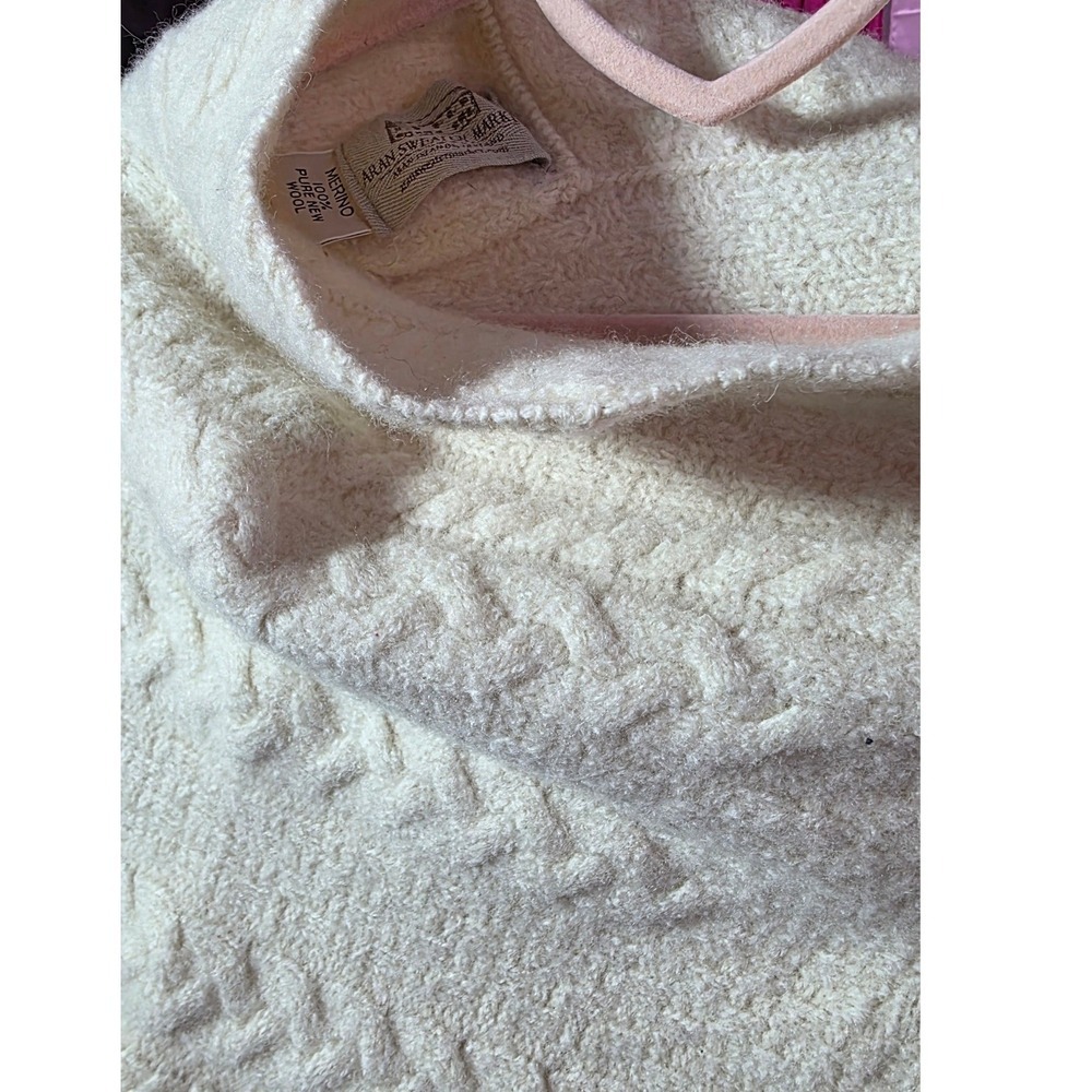 Aran Sweater Market Irish Merino Wool Poncho Cape Cream Cable Knit OS - Picture 7 of 8